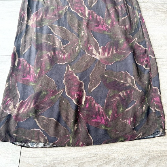 Wilfred Free Aritzia Teigan Boho Short Sleeve Rayon Floral Shift Dress - Picture 7 of 12